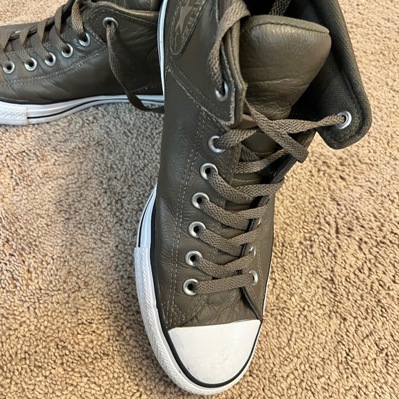 Leather converse in brown - Picture 1 of 4